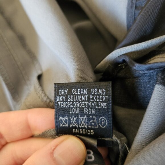 Lafayette 148 NY Gray Wool Career Trousers Size 6—Tailored, Modern, Elevated - Picture 10 of 12